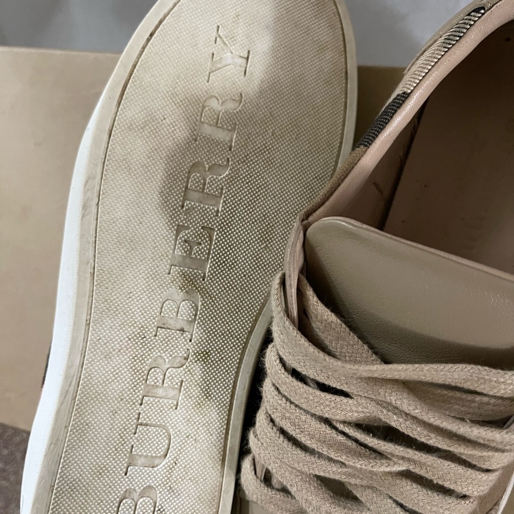 Authentic Burberry Salmond check leather sneakers - Picture 3 of 9